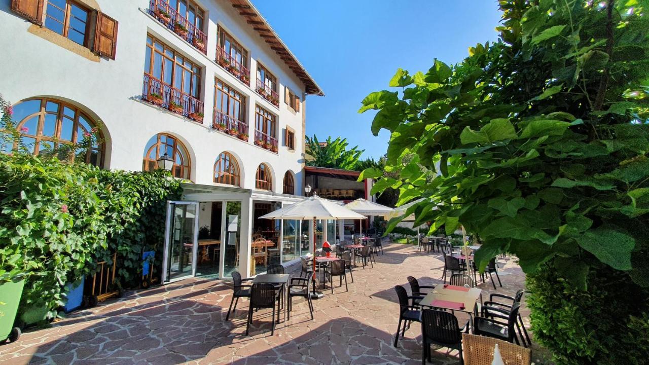 Hostal Ansonea Bera  Ngoại thất bức ảnh
