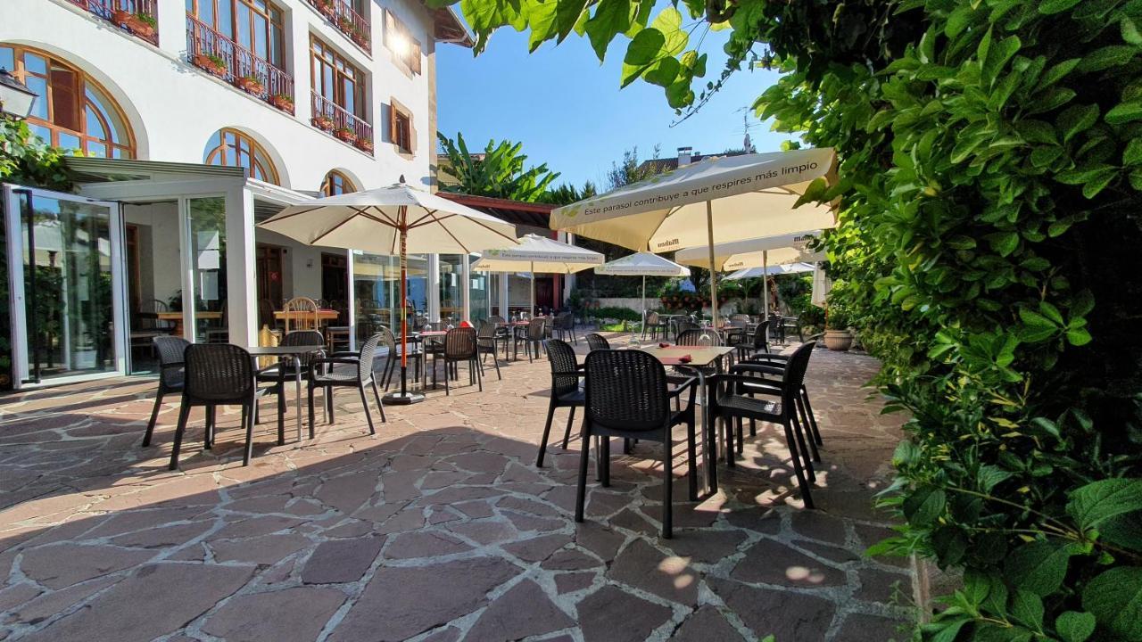 Hostal Ansonea Bera  Ngoại thất bức ảnh