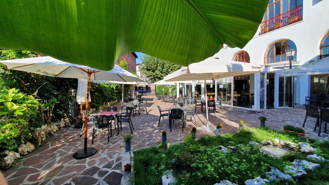 Hostal Ansonea Bera  Ngoại thất bức ảnh