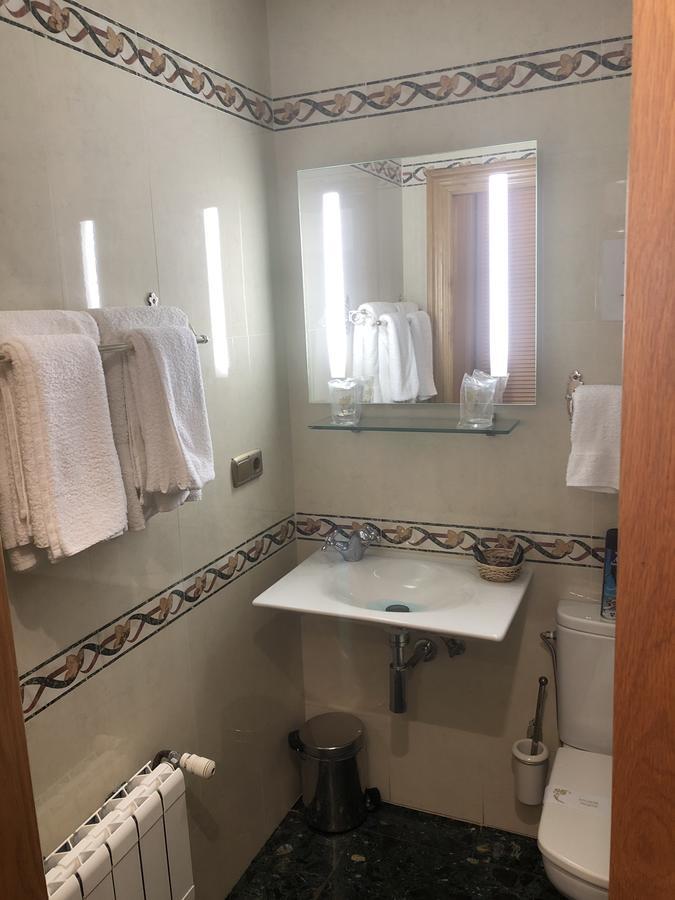 Hostal Ansonea Bera  Ngoại thất bức ảnh