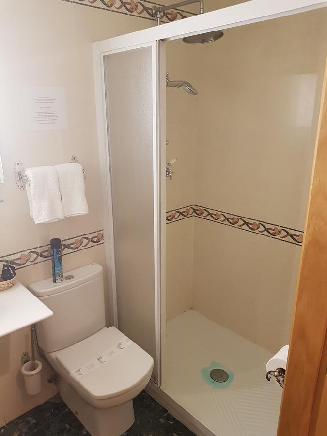 Hostal Ansonea Bera  Ngoại thất bức ảnh