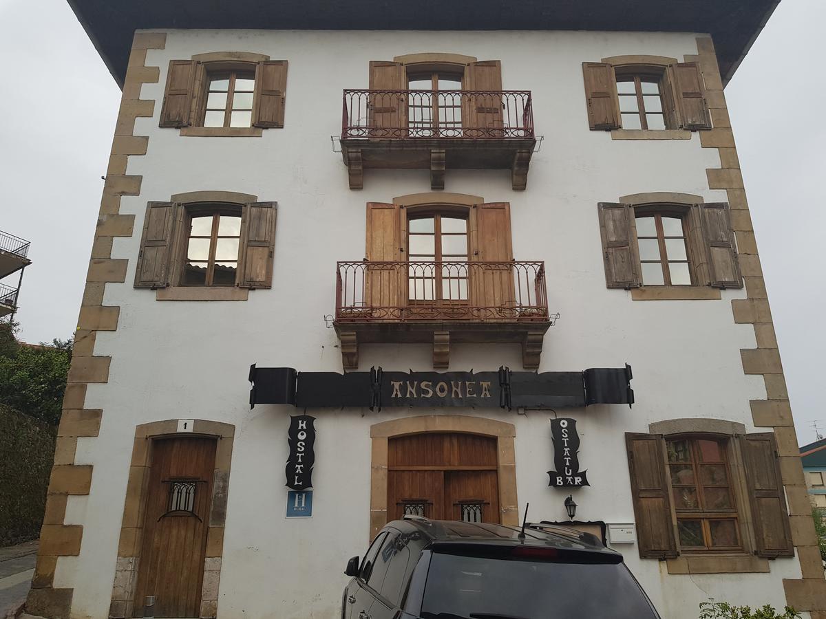 Hostal Ansonea Bera  Ngoại thất bức ảnh