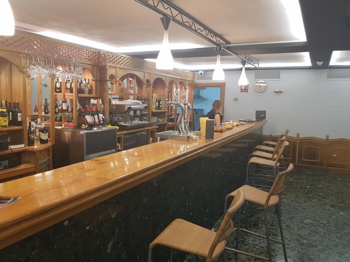 Hostal Ansonea Bera  Ngoại thất bức ảnh